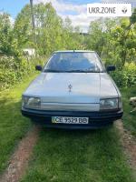 Седан Renault 21 I 1986 у Бориславі