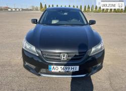 Седан Honda Accord 2014 в Ужгороде