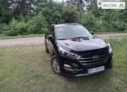Внедорожник 5 дверей Hyundai Tucson III 2016 в Киеве