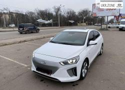 Хетчбек 5 дверей Hyundai IONIQ I 2017 у Кривому Розі