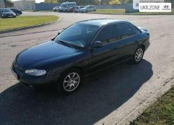 Седан Hyundai Lantra 1998 в Киеве