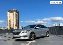 Седан Hyundai Sonata VII (LF) 2015 в Киеве