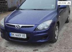Хэтчбек 5 дверей Hyundai i30 2010 в Ровно