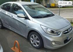 Седан Hyundai Accent IV 2013 в Вышгороде