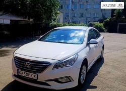 Седан Hyundai Sonata VII (LF) 2015 в Киеве