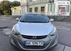 Седан Hyundai Elantra V (MD) 2012 в Каменском
