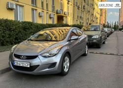 Седан Hyundai Elantra 2013 у Києві