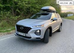 Внедорожник 5 дверей Hyundai Santa Fe IV 2019 в Ужгороде