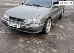 Седан Hyundai Lantra I 1992 в Олевске