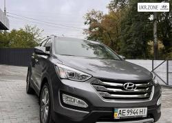 Внедорожник 5 дверей Hyundai Santa Fe III 2014 в Мукачево