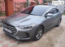 Седан Hyundai Avante 2015 в Сумах