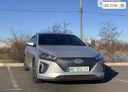Хэтчбек 5 дверей Hyundai IONIQ I 2018 в Кривом Роге