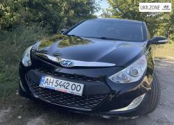 Седан Hyundai Sonata VI (YF) 2011 в Краматорске