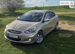 Седан Hyundai Accent 2011 в Черновцах