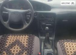 Седан Hyundai Sonata III Рестайлинг 1997 в Глухове