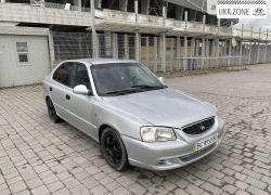 Седан Hyundai Accent II 2002 в Львове
