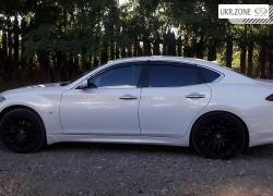 Седан Infiniti Q70 I Рестайлинг 2015 в Измаиле