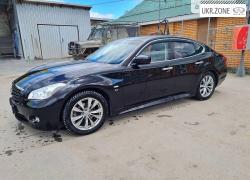 Седан Infiniti Q70 2014 в Запорожье