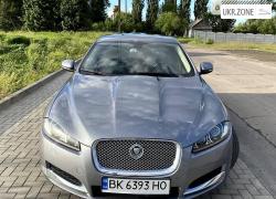 Седан Jaguar XF I Рестайлинг 2013 в Ровно