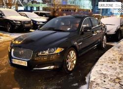 Седан Jaguar XF I Рестайлинг 2014 в Киеве