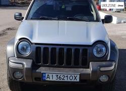 Внедорожник 5 дверей Jeep Cherokee III (KJ) 2001 в Смеле