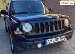 Внедорожник 5 дверей Jeep Liberty (Patriot) I 2015 в Новоград-Волынском
