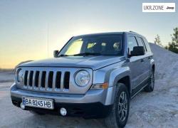 Внедорожник 5 дверей Jeep Liberty (Patriot) I 2015 в Кропивни́цком