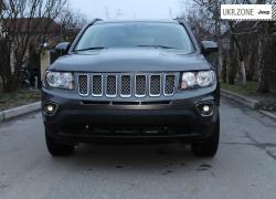 Позашляховик 5 дверей Jeep Compass I Рестайлінг 2 2016 у Вишневому