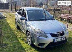Седан Kia Rio 2011 в Нововолынске