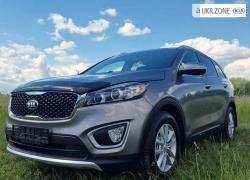 Внедорожник 5 дверей Kia Sorento 2016 в Полтаве