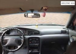 Седан Kia Clarus 1998 в Запорожье