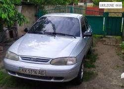 Седан Kia Avella I 1997 в Харькове