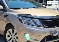 Седан Kia Rio III 2013 в Днепре