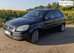 Хетчбек 5 дверей Kia Rio II 2008 у Запоріжжі