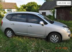Компактвен Kia Carens II (UN) 2008 у Варві