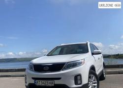 Внедорожник 5 дверей Kia Sorento 2014 в Ивано-Франковске
