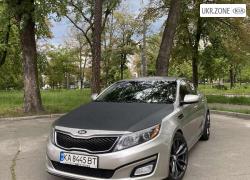 Седан Kia Optima III Рестайлинг 2014 в Киеве