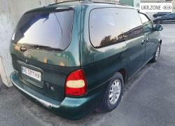 Kia Carnival 1998 у Дніпрі