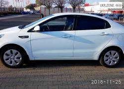Седан Kia Rio III 2012 в Николаеве