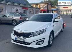 Седан Kia K5 2015 в Измаиле