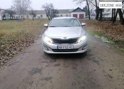 Седан Kia K5 I Рестайлинг 2014 в Погребище