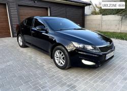 Седан Kia Optima III 2012 в Сумах