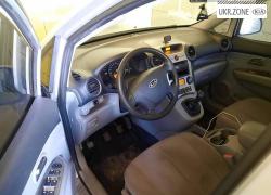 Компактвэн Kia Carens II (UN) 2008 в Херсоне