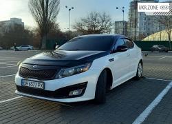 Седан Kia Optima III Рестайлинг 2014 в Одессе