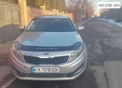 Седан Kia Optima III 2012 в Киеве