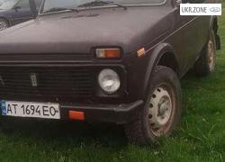 Внедорожник 3 двери ВАЗ (LADA) 2121 (4x4) I Рестайлинг 2001 в Ивано-Франковске