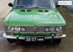 Седан ВАЗ (LADA) 2103 I 1975 в Черновцах