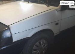 Хэтчбек 3 двери ВАЗ (LADA) 2108 I 1989 в Луцке
