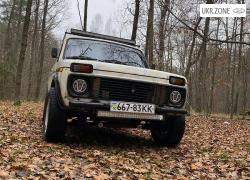 Внедорожник 3 двери ВАЗ (LADA) 2121 (4x4) I 1985 в Макарове