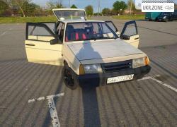 Хэтчбек 5 дверей ВАЗ (LADA) 2109 I 1988 в Луцке